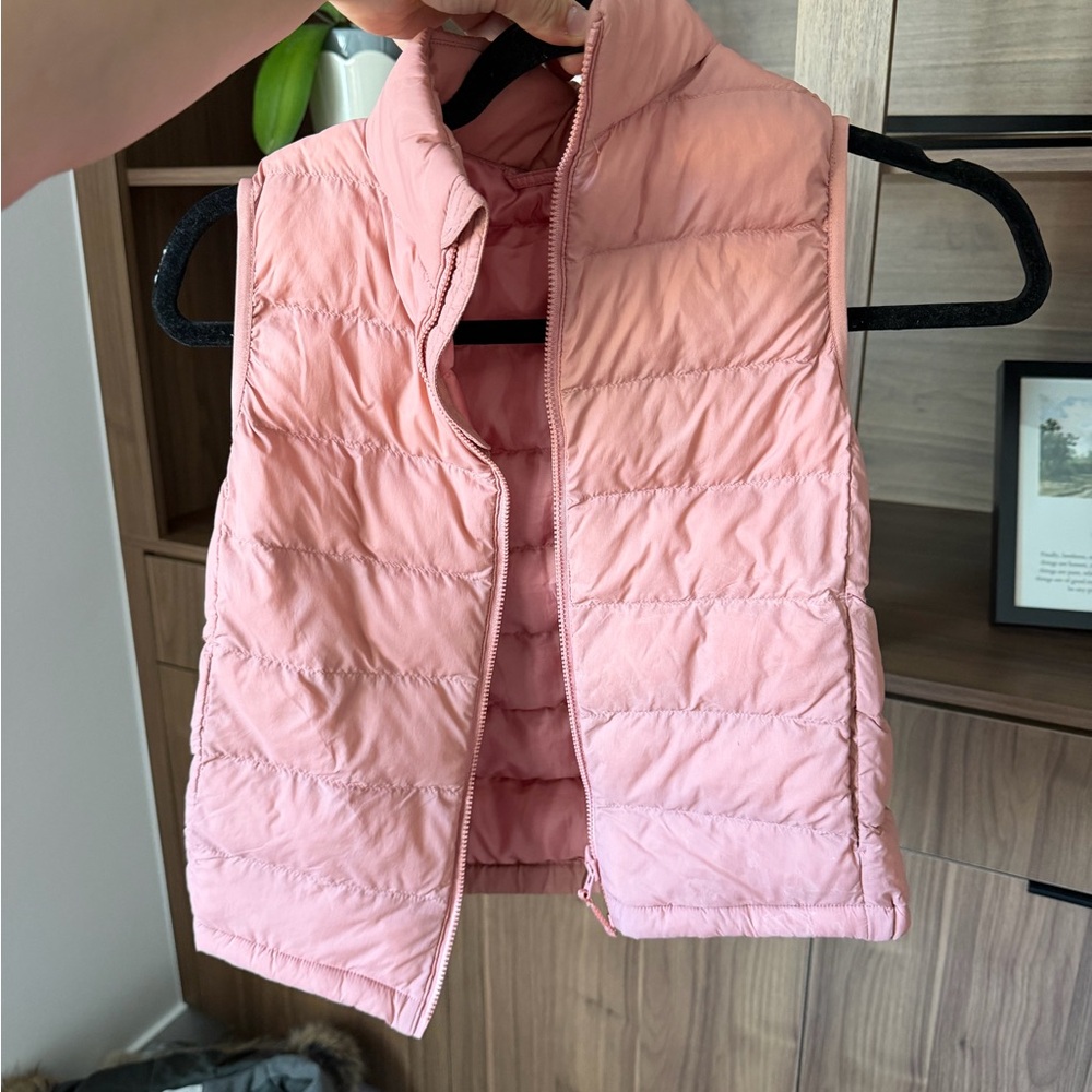 Uniqlo Light Pink Women's Quilted Vest
